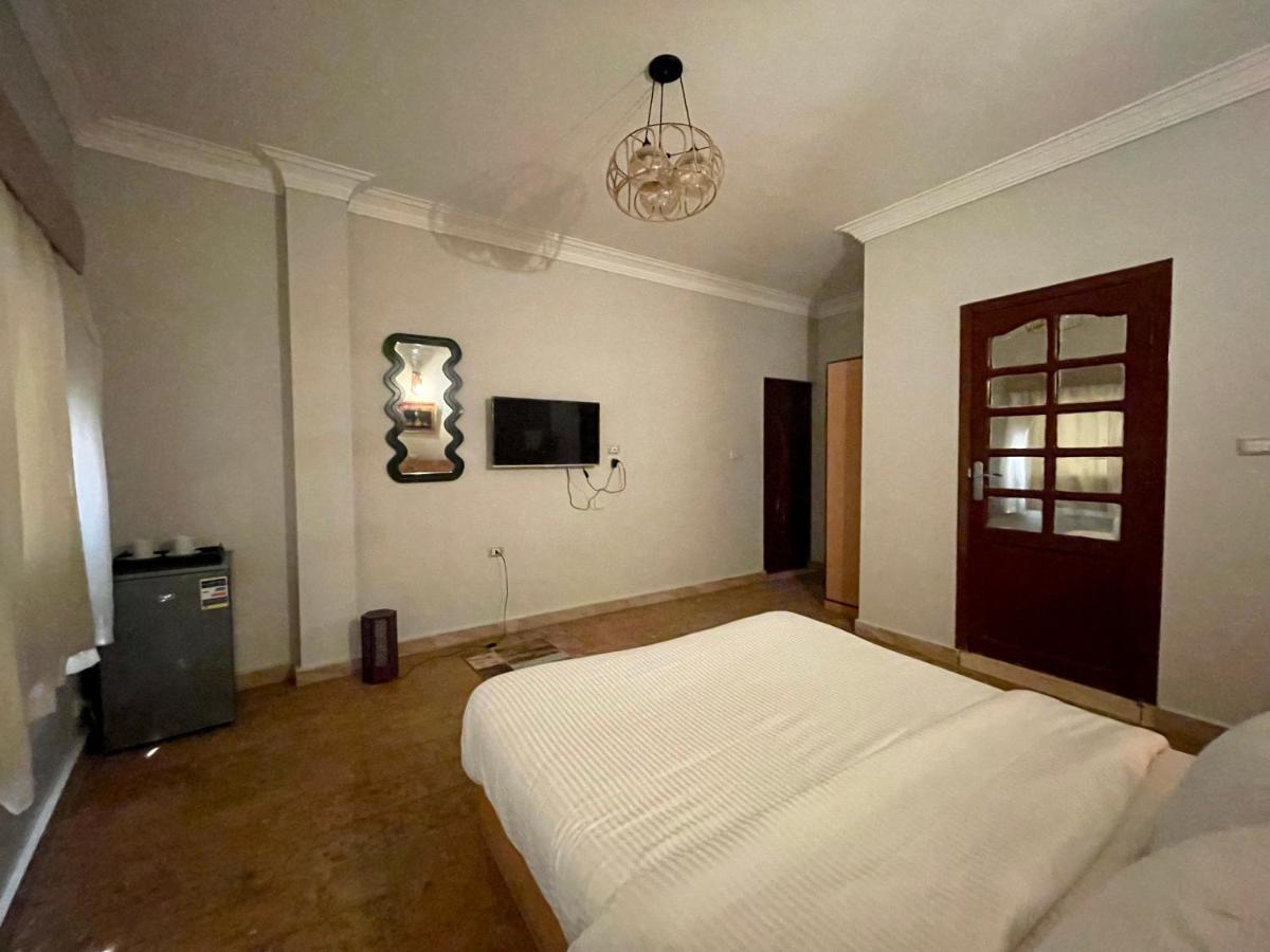 Pyramids Home Inn Кайро Екстериор снимка